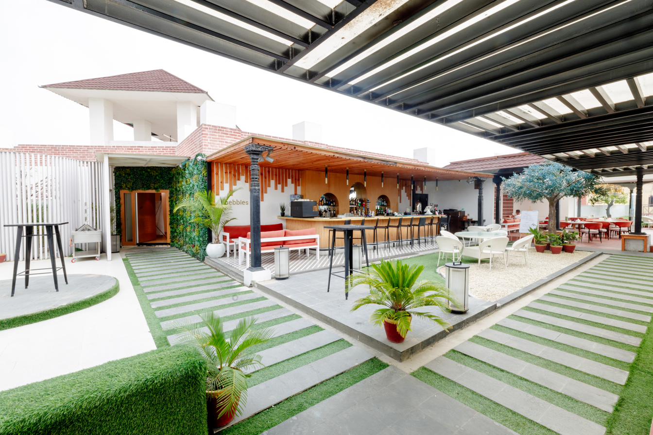 Pebbles rooftop terrace garden